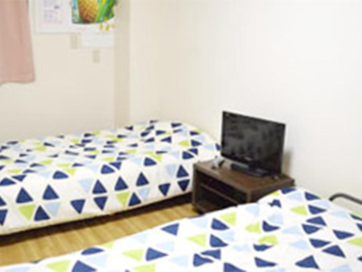 Guest House Fukutomi - Female Only นาฮะ ภายนอก รูปภาพ
