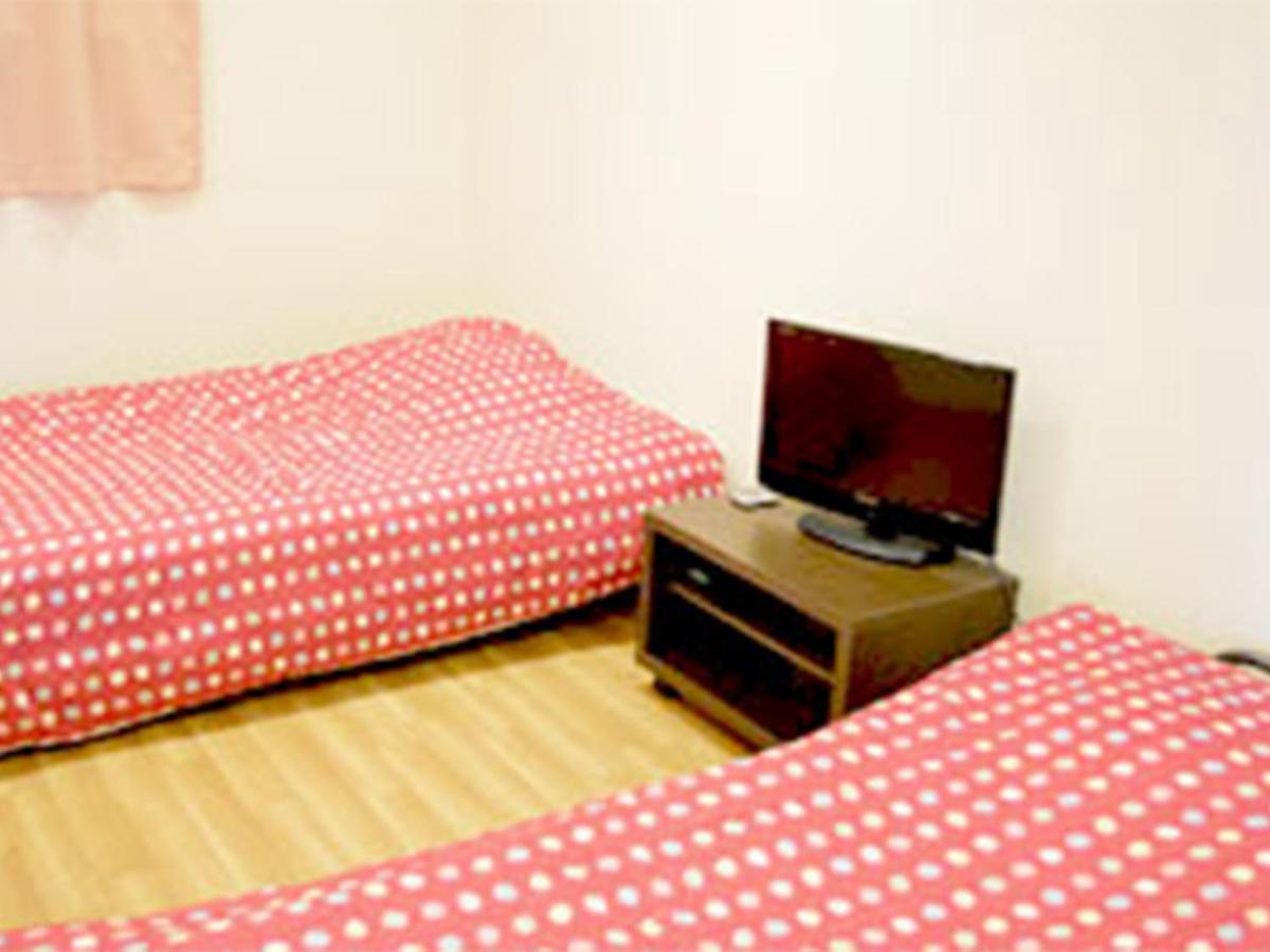 Guest House Fukutomi - Female Only นาฮะ ภายนอก รูปภาพ