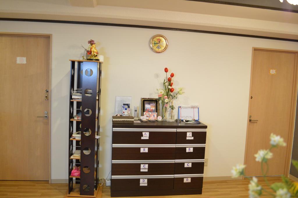 Guest House Fukutomi - Female Only นาฮะ ภายนอก รูปภาพ