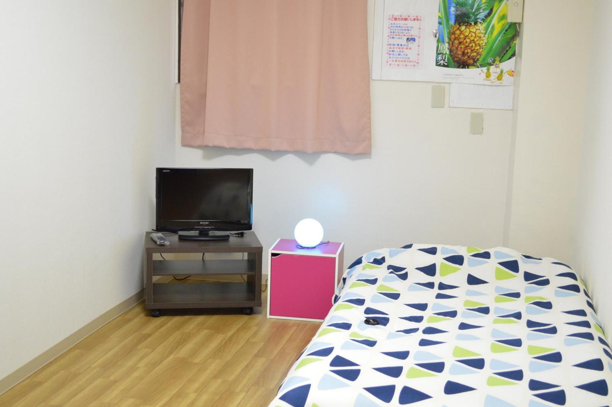 Guest House Fukutomi - Female Only นาฮะ ภายนอก รูปภาพ