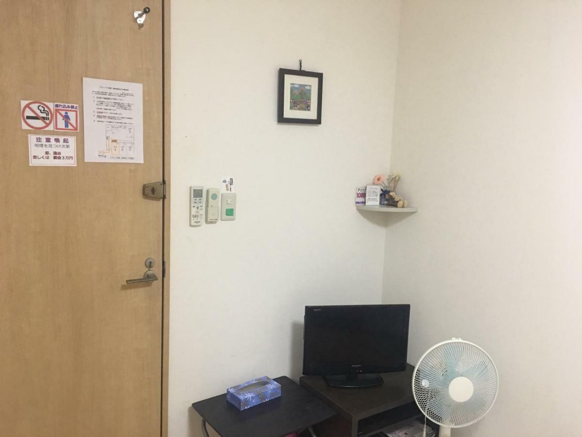 Guest House Fukutomi - Female Only นาฮะ ภายนอก รูปภาพ